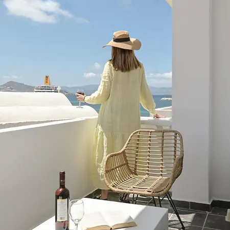 Fleria Seaview Apartment