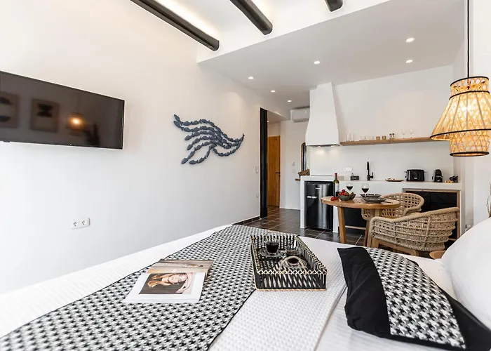 Fleria Seaview * Naxos City